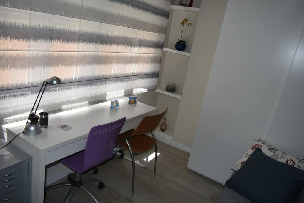 Precioso Piso En Almeria Centro Con Parking Gratis Luaran gambar